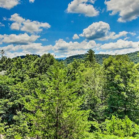 Cabin With Hot Tub And Deck About 12 Mi To Pigeon Forge! Sevierville Eksteriør billede